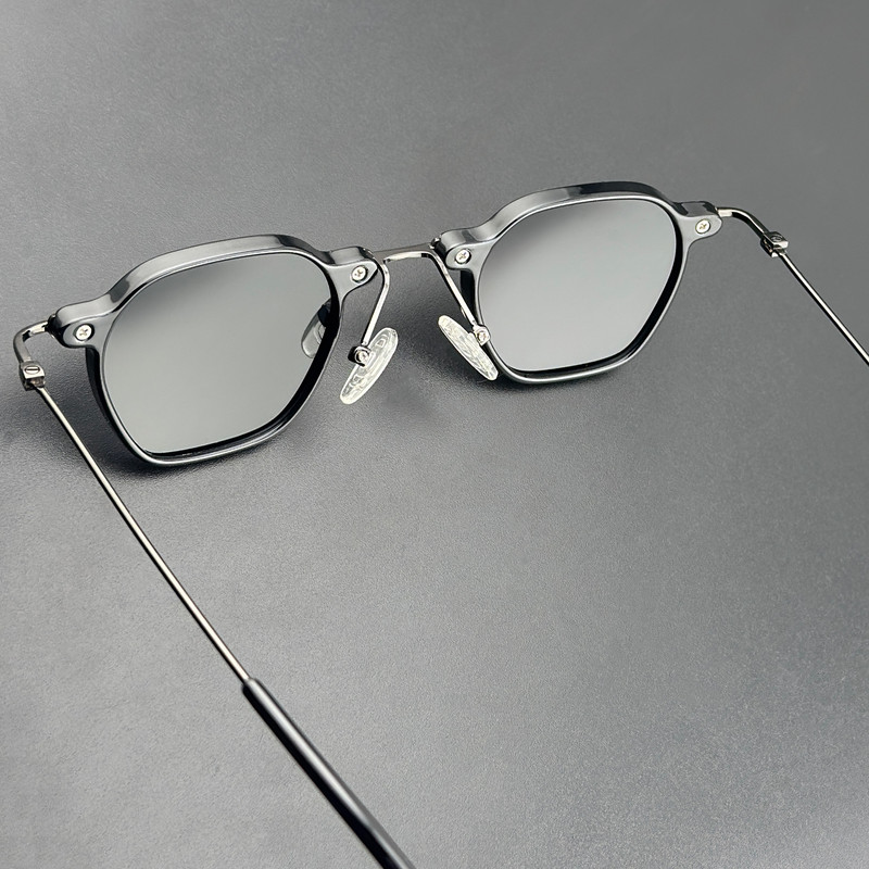 عینک آفتابی فریم خاص مدل TJ705C01-P01 Polarized