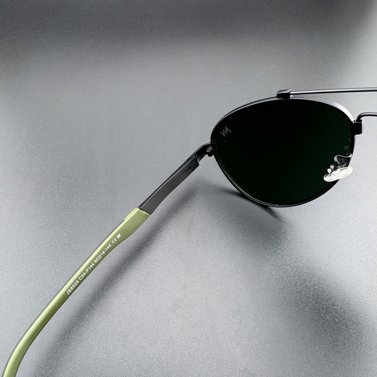 عینک آفتابی خلبانی (Aviator) مردانه آلبرت وگ مدل JS8528-C04-P144 Polarized Flex