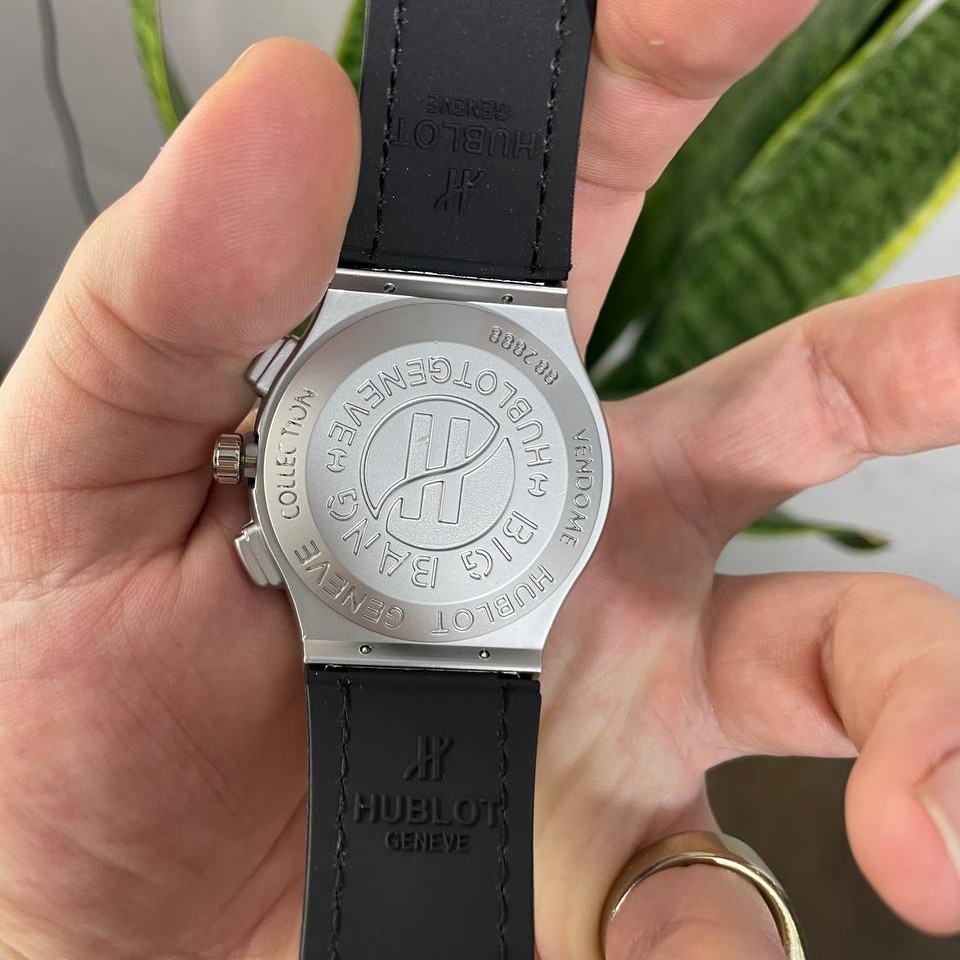 ساعت مچی مردانه هابلوت Hublot به قیمت پخش با جعبه و ارسال رایگان