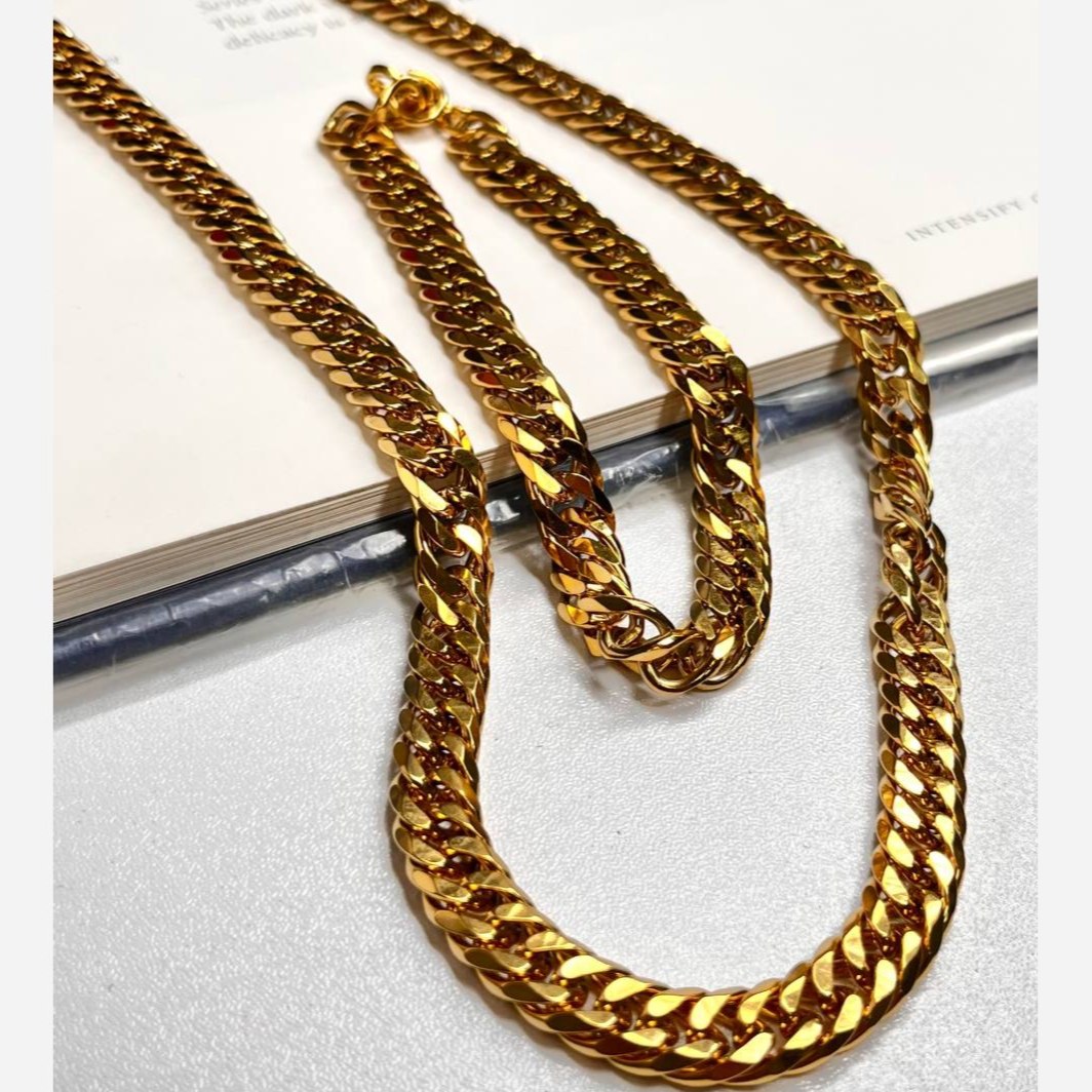 ست گردنبند و دستبند مردانه مدل کارتیر Cartier جنس استیل عیار 316 رنگ کاملا ثابت  کد ztk (پس کرایه)
