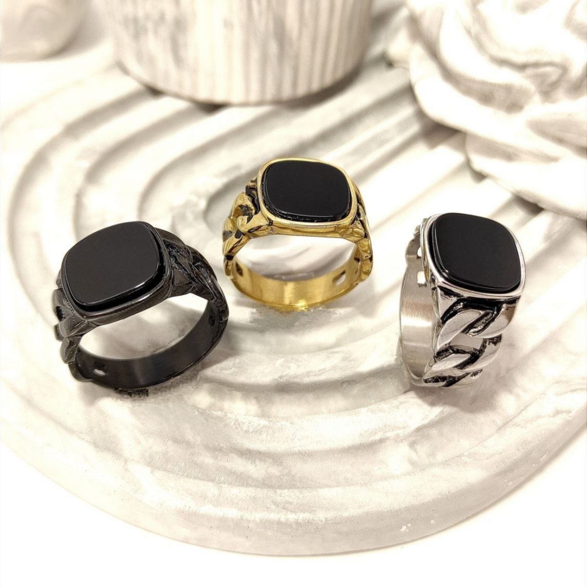 انگشتر استیل مردانه طرح تاج تنوع طرح رنگ ثابت و ضد حساسیت کد mp (پس کرایه)