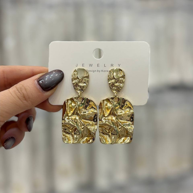 گوشواره فشن زنانه و دخترانه مینیمال دفرمه طرح دو حلقه گره رنگ ثابت تنوع مدل کدgy