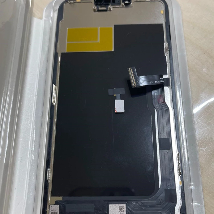 LCD آیفون 13 پرومکس