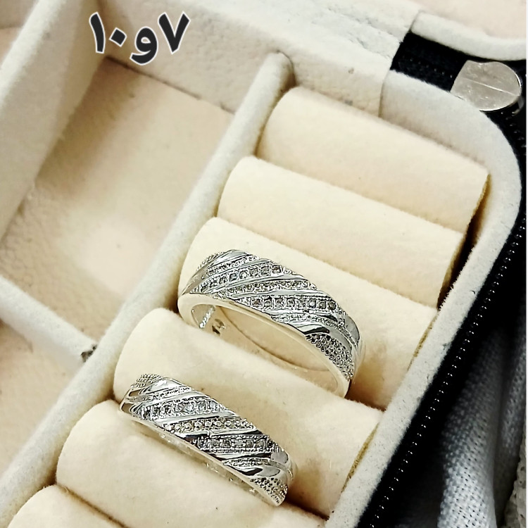 حلقه ست نقره ای طرح نقره نگین دار خاص و شیک درجه یک سایز 7و10 خاص و شیک