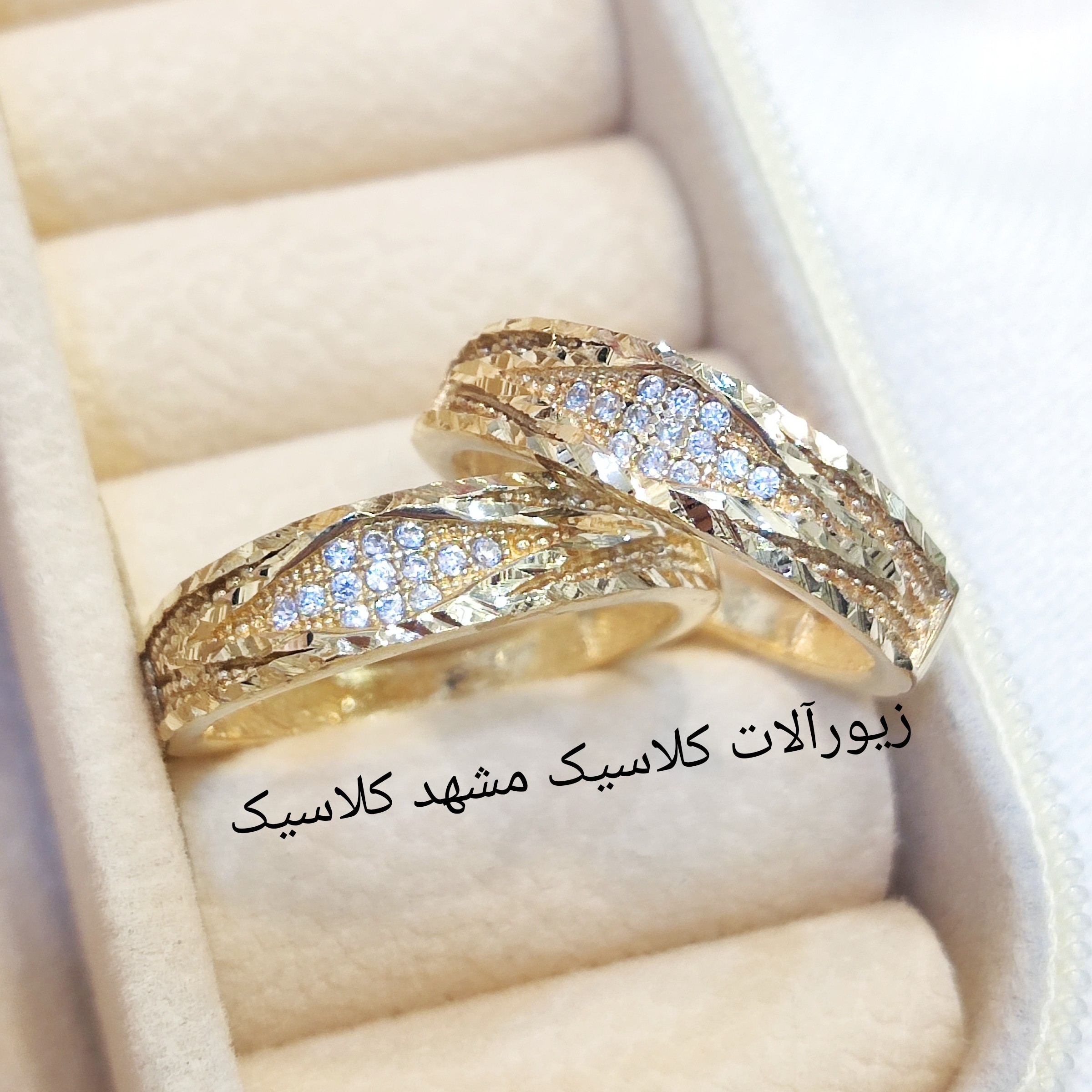 حلقه ست طلا روس طرح طلا رنگ ثابت هستش
