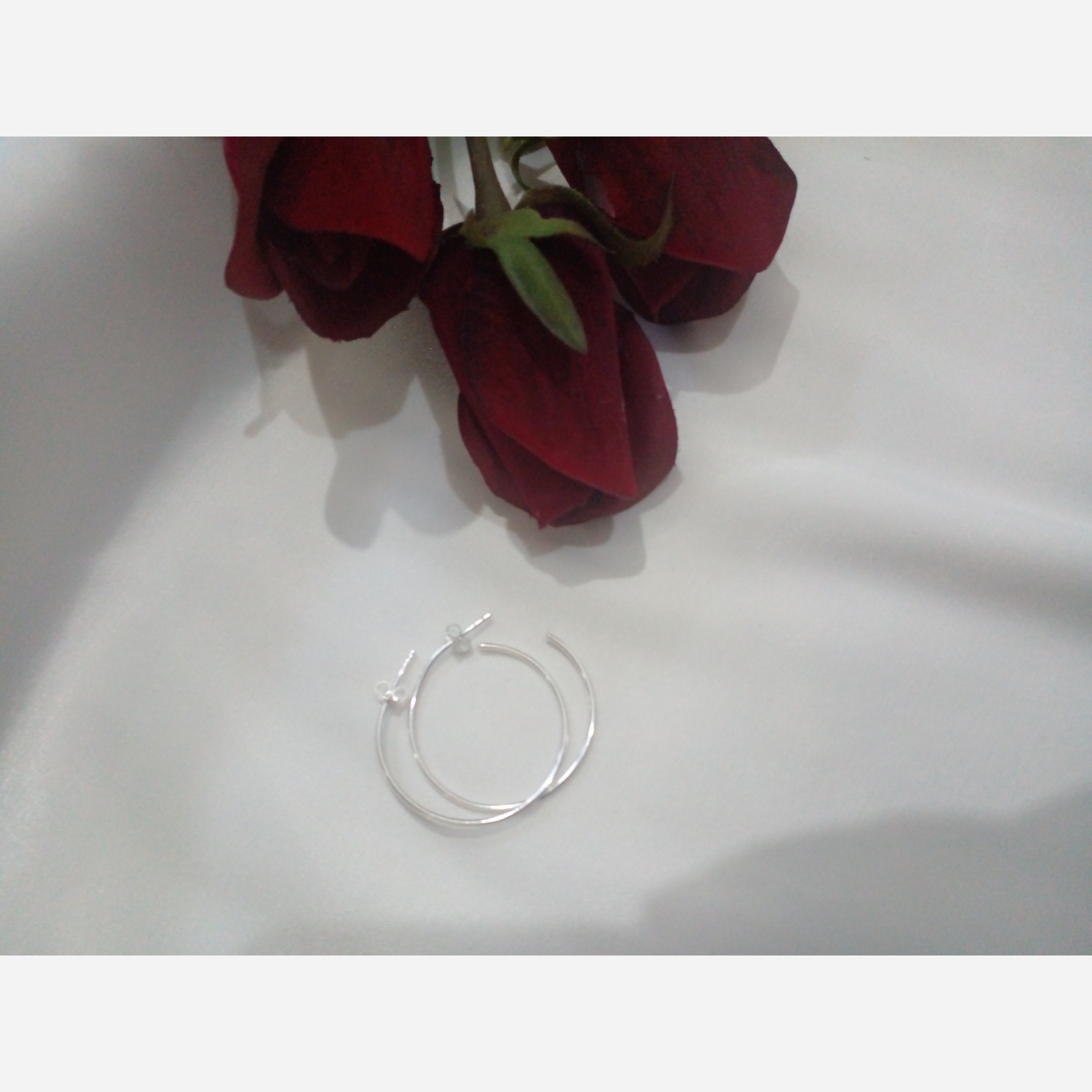 گوشواره حلقه ایی نقره در دوسایز با حک عیار 925
