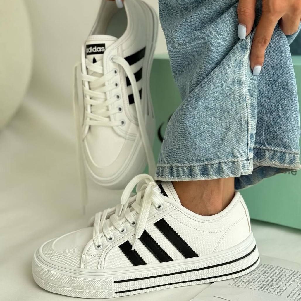 کتونی آدیداس سه خط