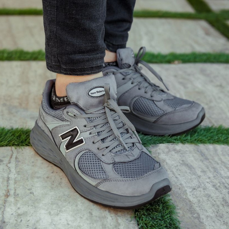 کفش مردانه نیوبالانس رنگ طوسی 39 تا 45 کتونی ورزشی New balance