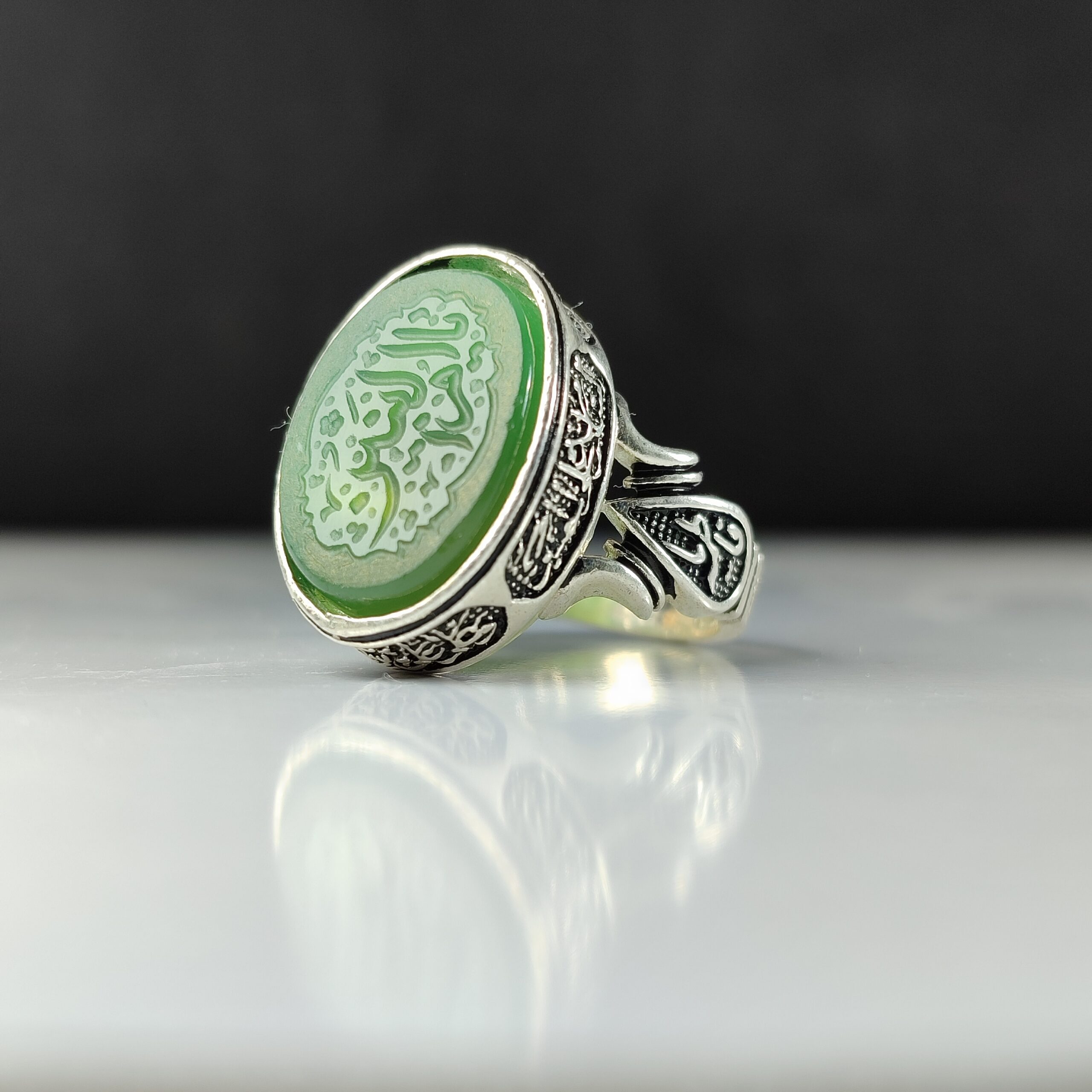 انگشتر نقره باسنگ عقیق سبز حکاکی یا ام البنین رکاب چهار سلام  کد 2798