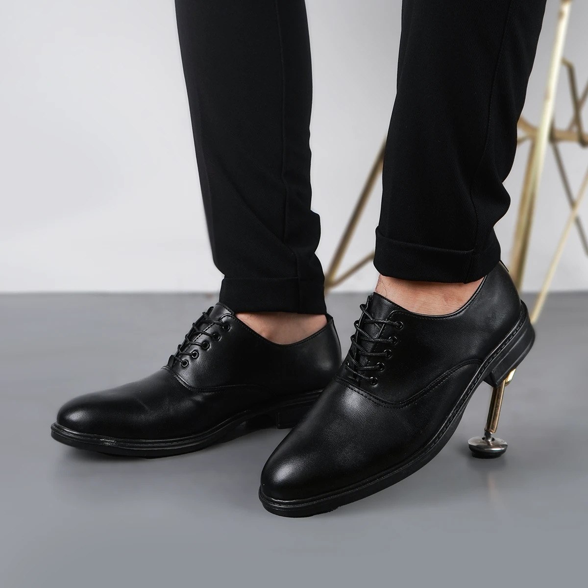 کفش مجلسی پسرانه مدل بندی رنگ مشکی (پس کرایه)