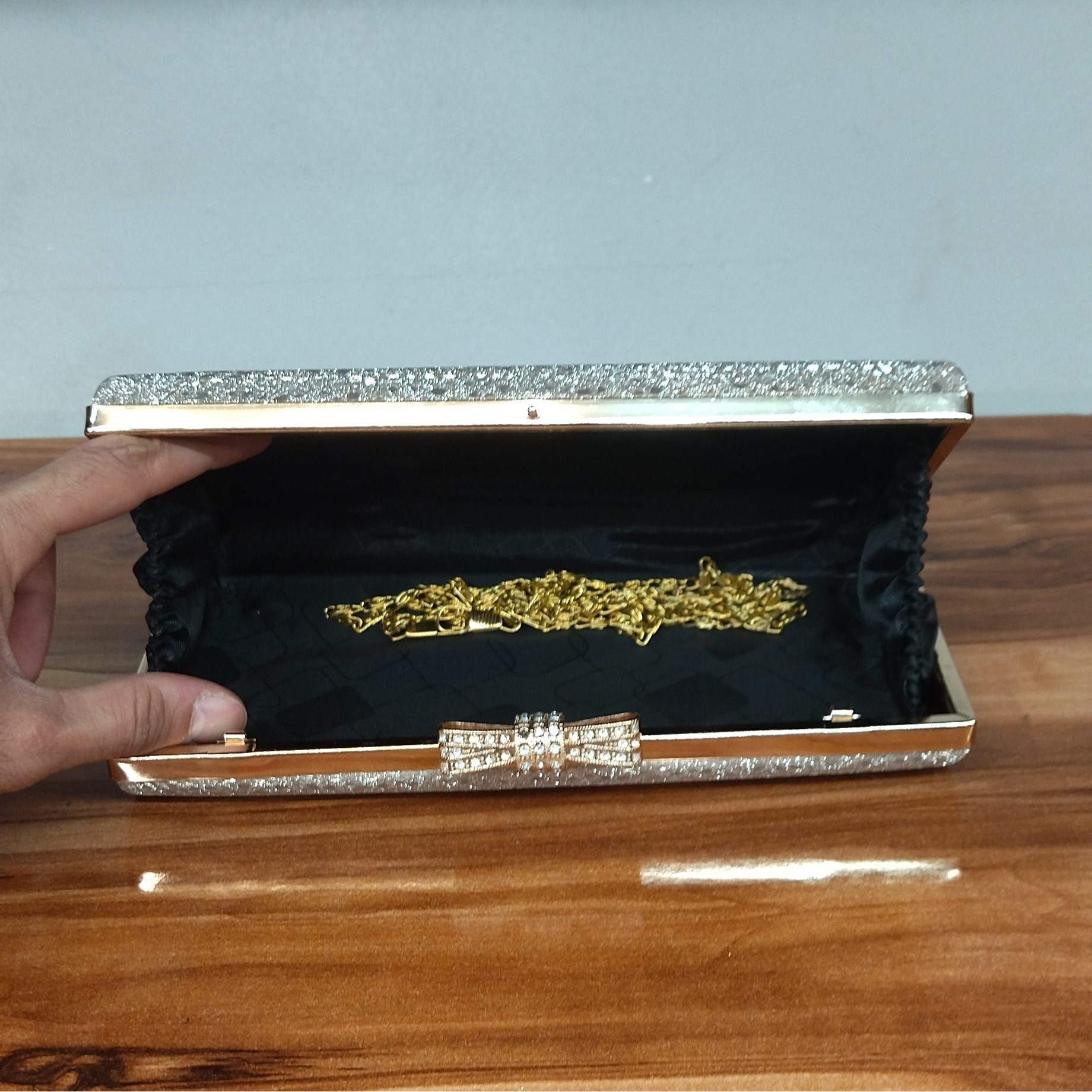 کیف مجلسی پاپیونی